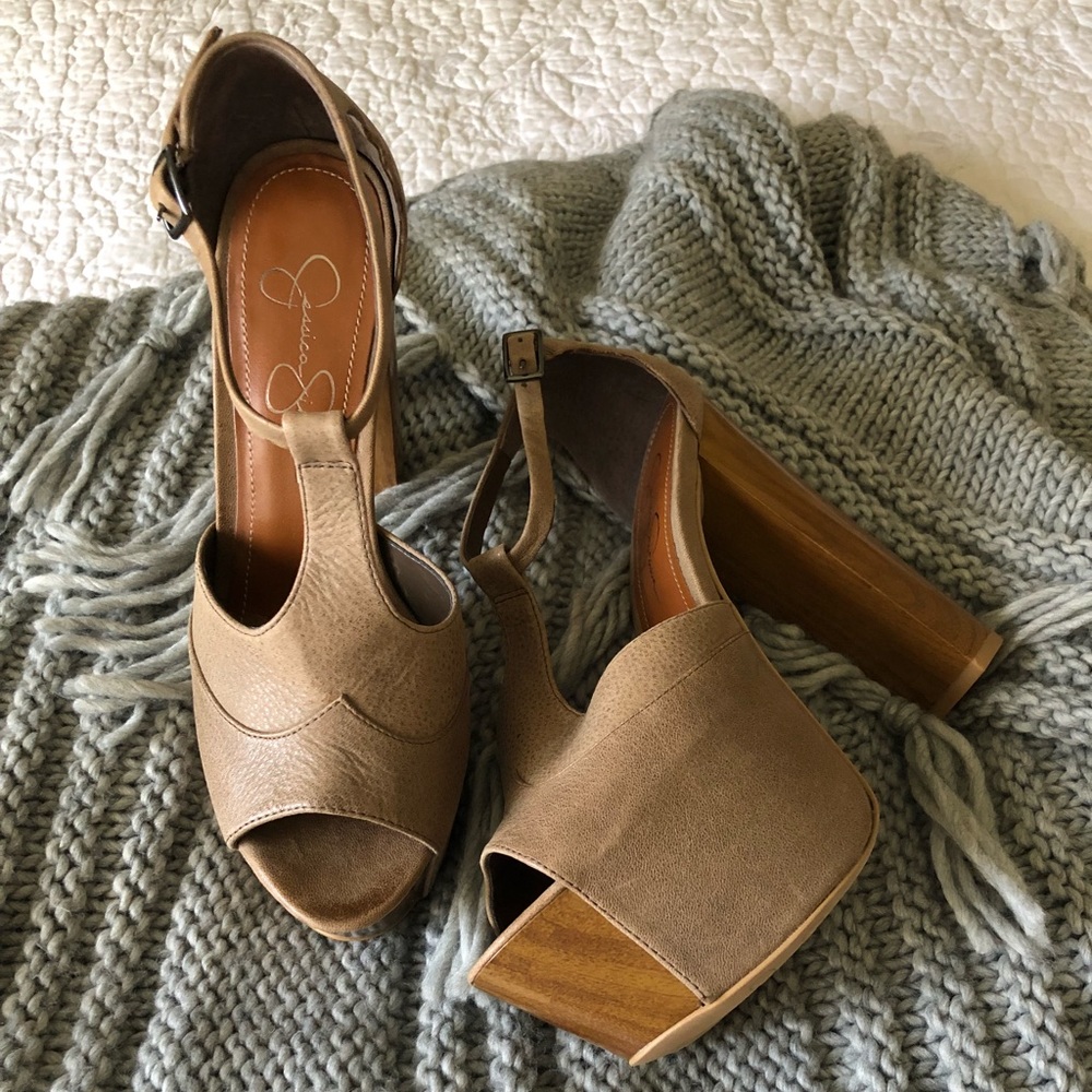 Jessica Simpson Dany T Strap Platform Pumps